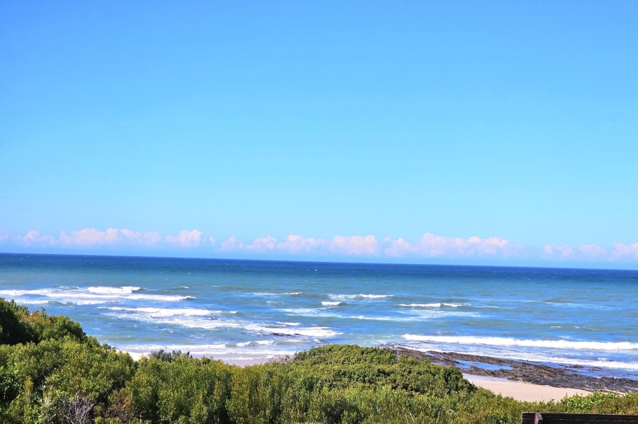 3 Bedroom Property for Sale in Paradise Beach Eastern Cape